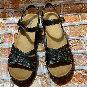 Clarks Bendables Sandals 7.5N
